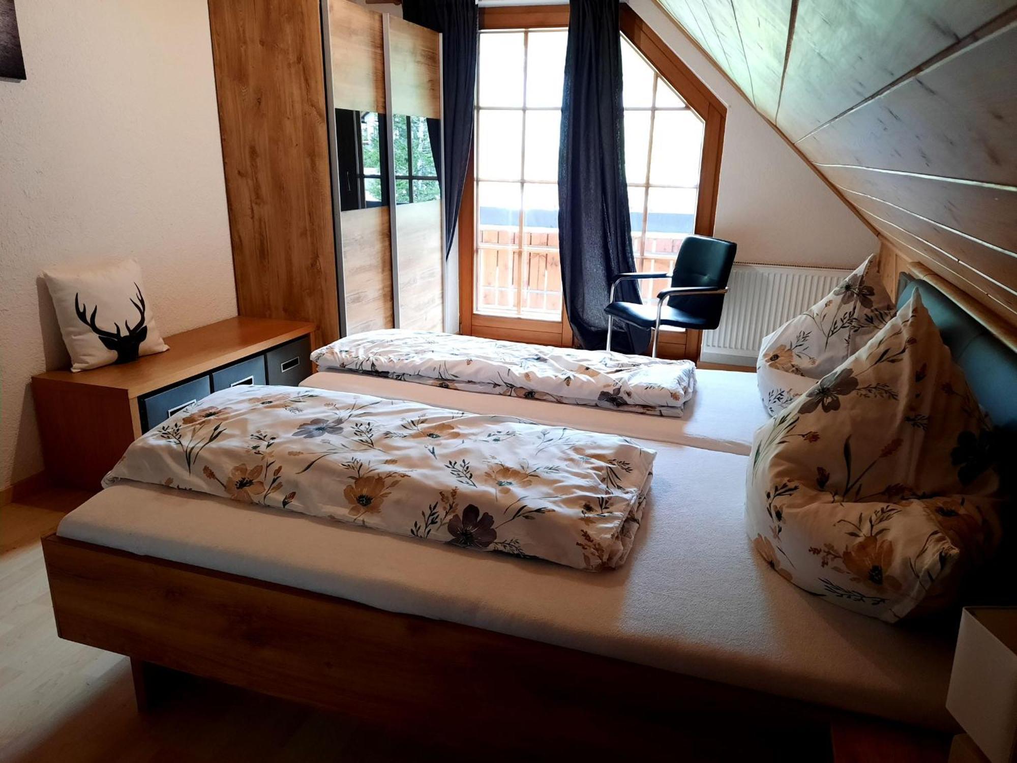 Ferienwohnung Schwarzwaldfeder トートナウ エクステリア 写真